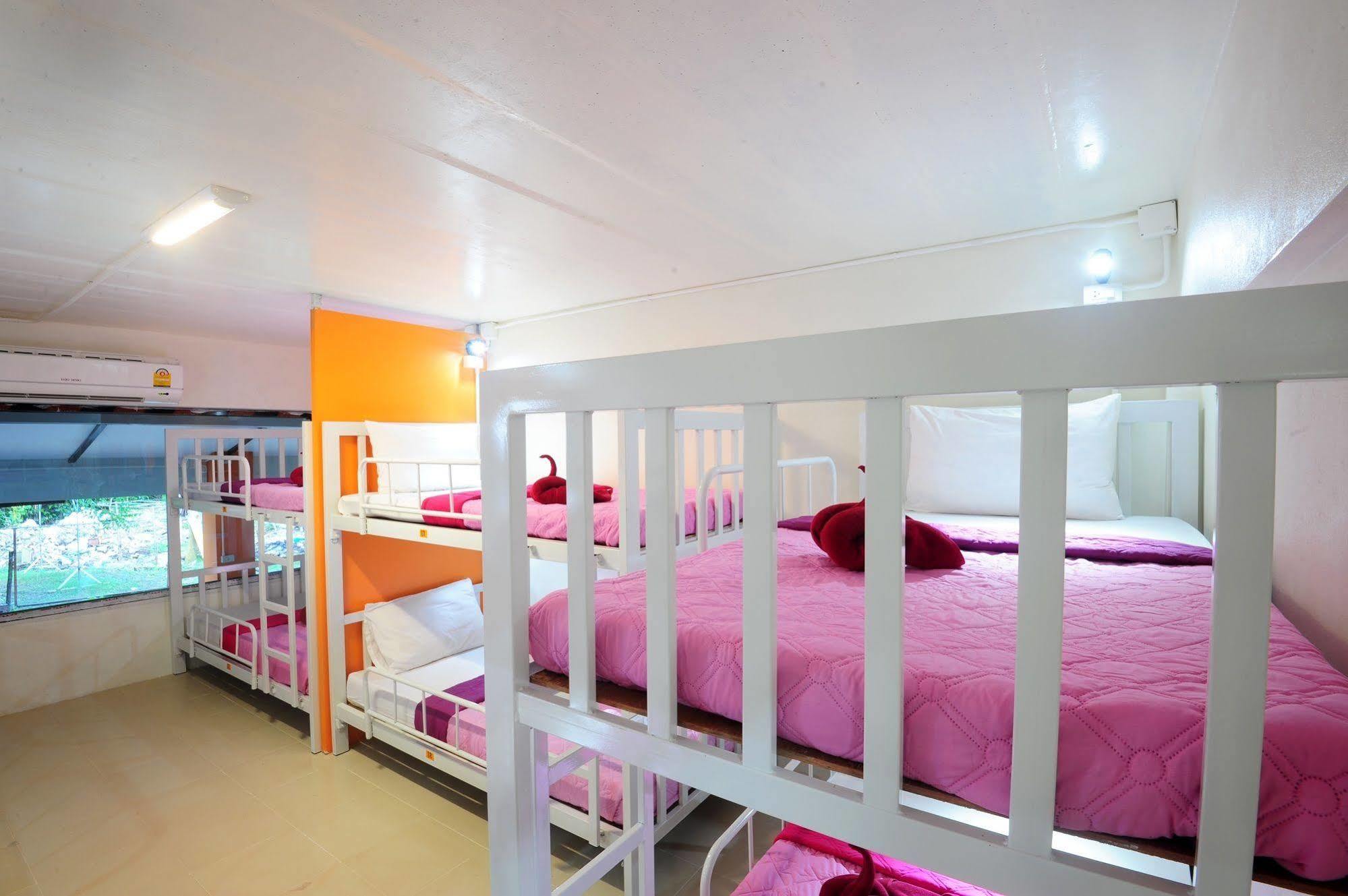 Sabai Hostel Ko Phi Phi Zewnętrze zdjęcie